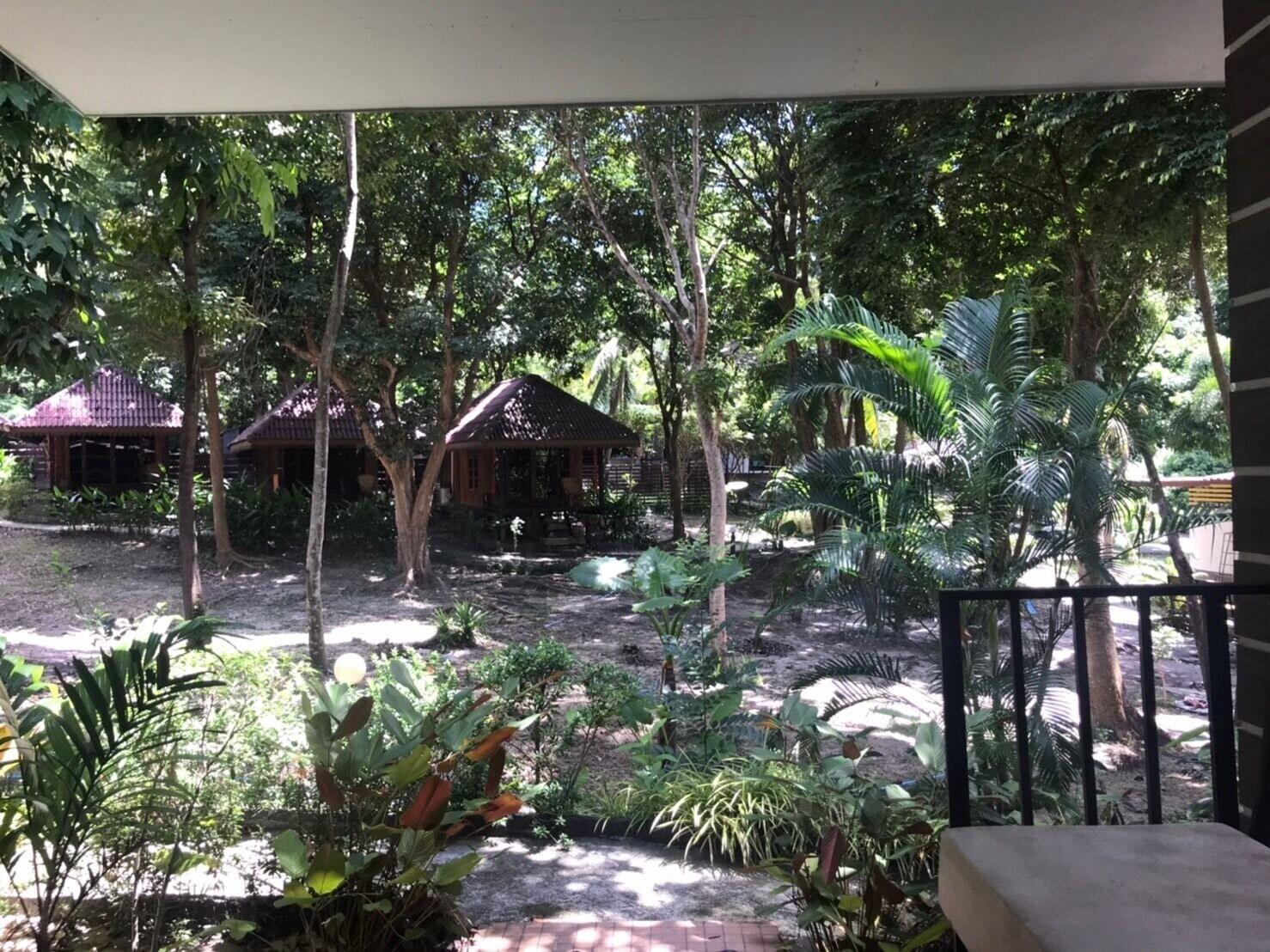 Lipe Sunset Forest Resort Bagian luar foto