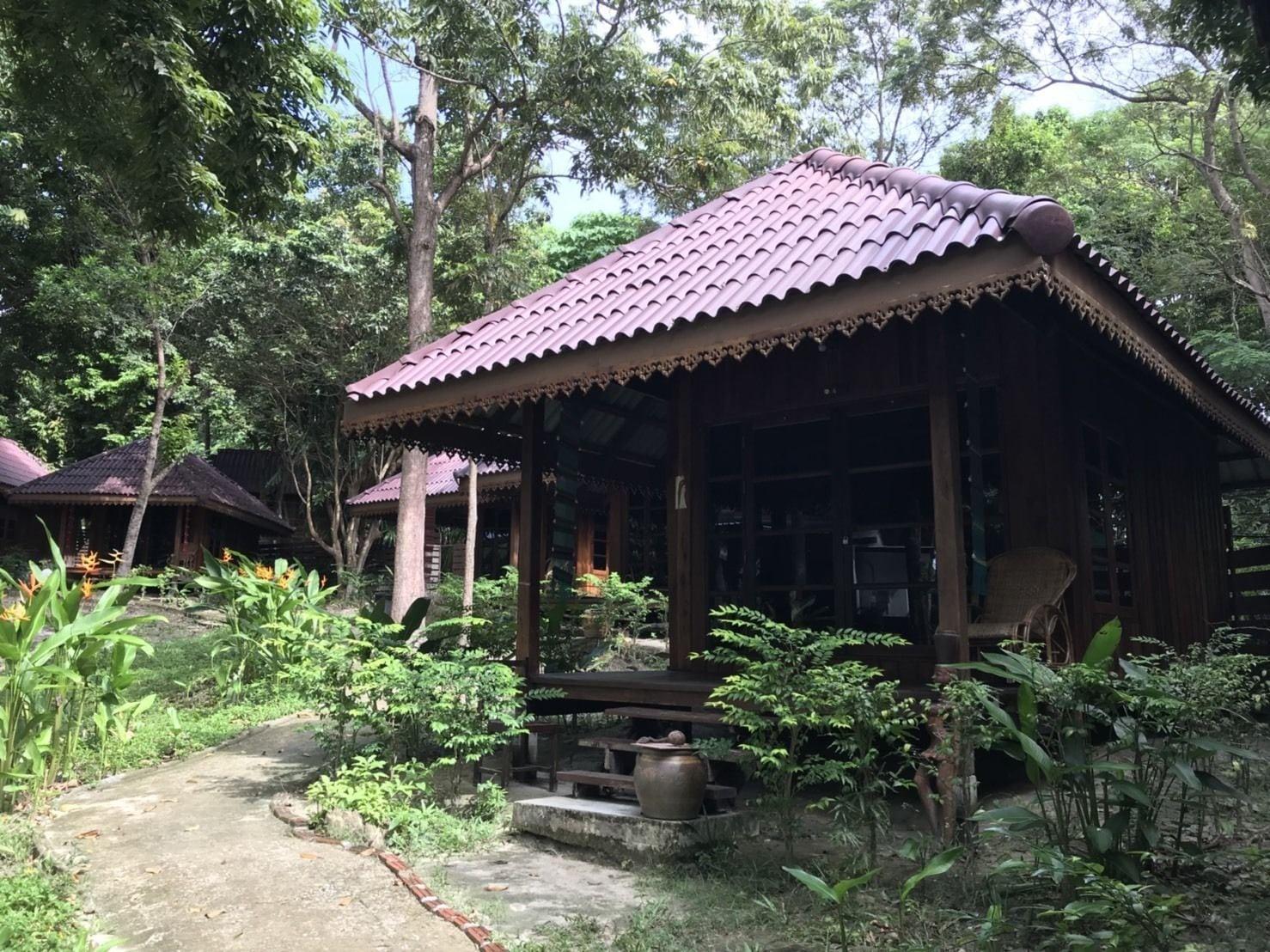 Lipe Sunset Forest Resort Bagian luar foto