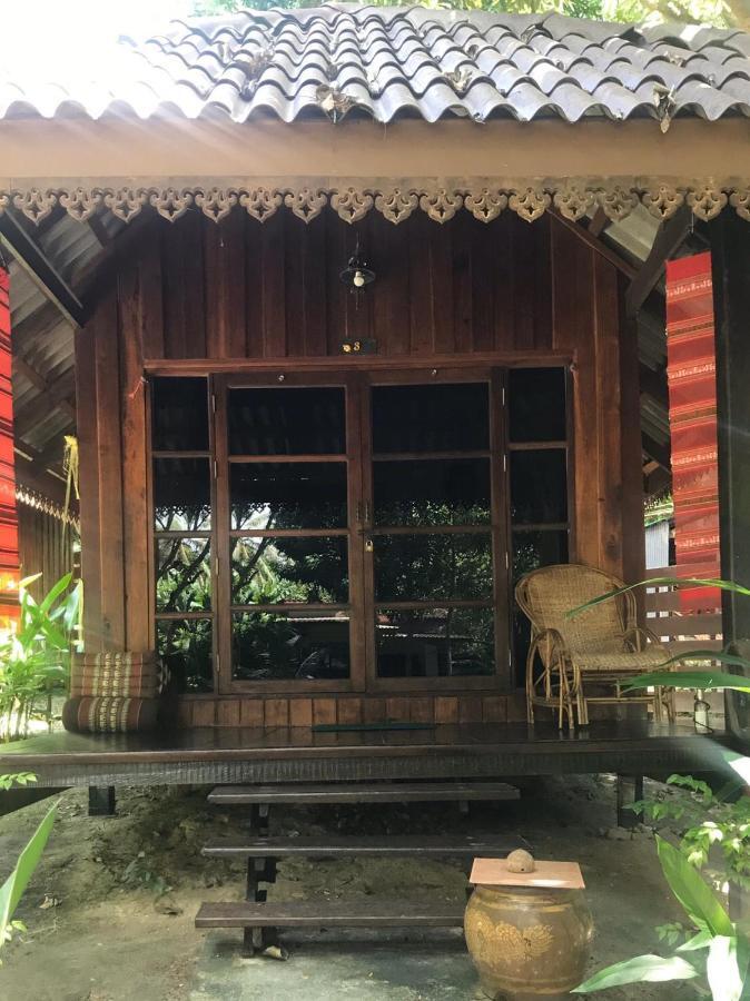 Lipe Sunset Forest Resort Bagian luar foto