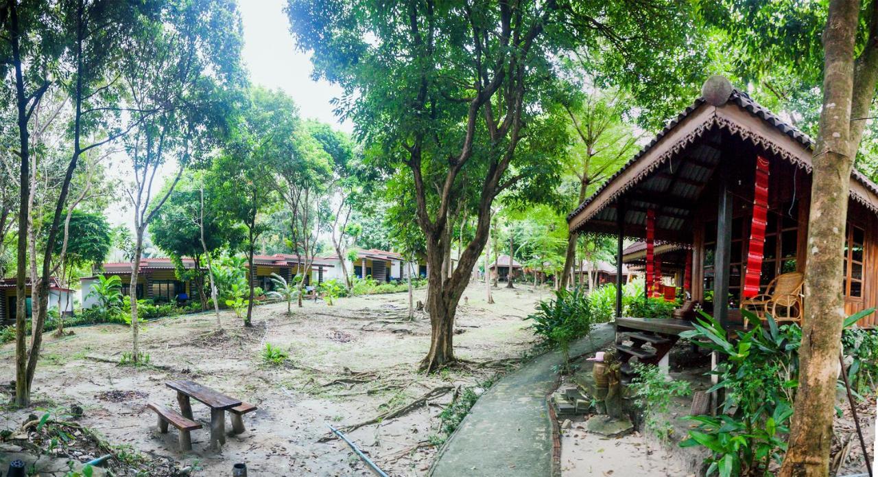Lipe Sunset Forest Resort Bagian luar foto
