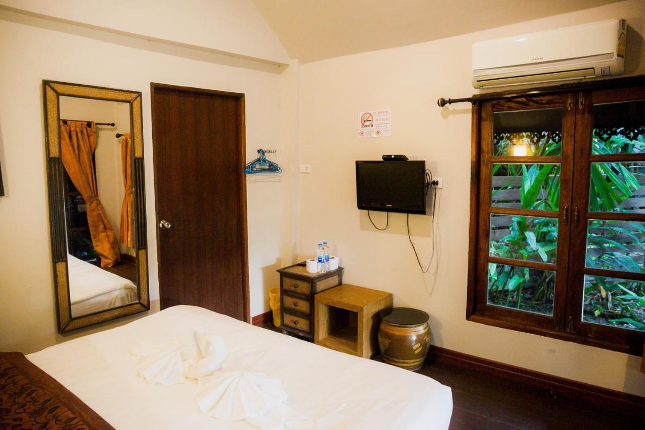Lipe Sunset Forest Resort Bagian luar foto