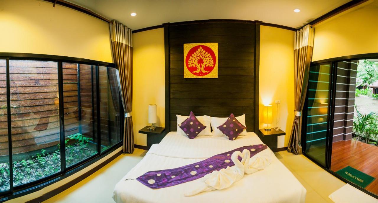 Lipe Sunset Forest Resort Bagian luar foto